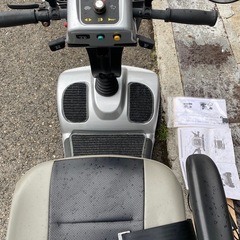 フランスベッド　4輪セニアカ- 元気です。の画像