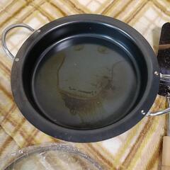 【お渡し済】【明日まで】【未使用訳あり品】鉄製ぎょうざ焼き鍋 26センチ 強化ガラス蓋 ターナー付き　(汚れあり) の画像