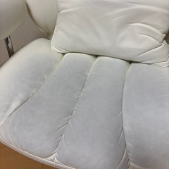 訳あり　色移りあり　ゲーミングチェア　ホワイト　白　イス　オフィス　ワークチェアの画像