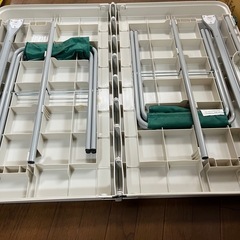 アウトドア用テーブルセットの画像