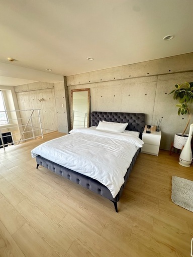 ラグジュアリー豪華ベッド15万クィーンサイズ