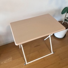 カインズ　デスクアンドチェアセットの画像
