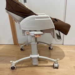 アップリカハイローチェアの画像