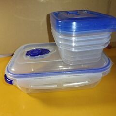 プラスチック容器１３００ｍｌと２００ｍｌ値下げの画像
