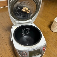 5.5合炊き炊飯器の画像