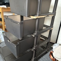 キャスター付きプラスチック収納引き出しの画像