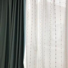 【4枚セット】NITORI ニトリ 遮光カーテン&レース (幅160×丈245)の画像