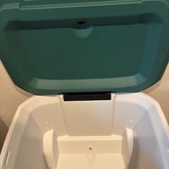 コールマン エクストリームホイールクーラー 50QT の画像