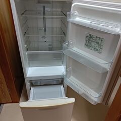 パナソニック冷蔵庫　NR-B174W　2012年製の画像