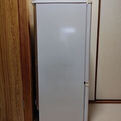 パナソニック冷蔵庫　NR-B174W　2012年製の画像