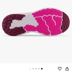 ニューバランスランニングシューズの画像