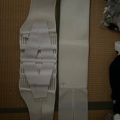 腰ベルト　4つの画像