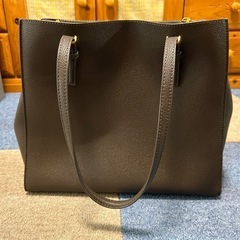 CHARLES&KEITH  クラシックダブルハンドルトートバッグDarkMossの画像