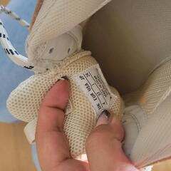 BALENCIAGAスニーカーの画像