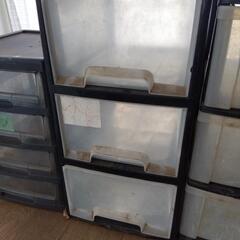 衣装ケース　工具箱の画像