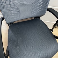 (定価1万以上!) デスクチェアの画像