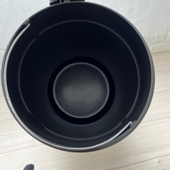 オシャレゴミ箱（新品未使用、高さ46cm幅30cm）yy0811の画像