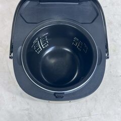 A7578【お買い得商品‼】Panasonic パナソニック 2018年製 炊飯器  IH炊飯ジャー SR-KT068の画像