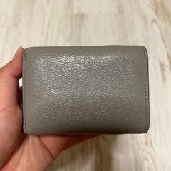 MIUMIU ミュウミュウ 三つ折財布の画像