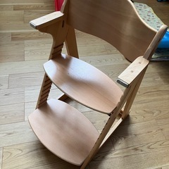 カトージ　ベビーチェアの画像