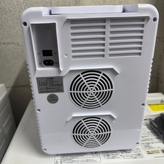 EENOUR ポータブル冷温庫 -2℃~60℃ 保温保冷用 CWP-10L の画像
