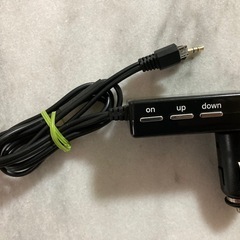 📻FMトランスミッター AUX マイクロUSB電源の画像
