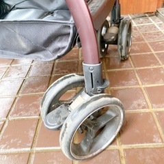 アップリカ　ベビーカー　オプティアクッショングレイスの画像