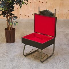 ≪zyt2395ジ≫ ヴィンテージ家具 バレットバトラーチェア 収納付 上部欠損/現状品 ミッドセンチュリー/ボタンダウン/中古家具/宮城県仙台市 70806-06の画像