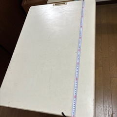 机の画像