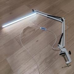 デスクライト（360°回転アーム／5段階＋6段階調光の画像