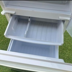 SHARP冷蔵庫137ℓ【8/21取りに来られる方】の画像