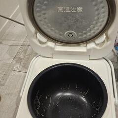 Haier（ハイアール）のマイコン炊飯の画像