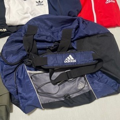 150㎝男の子　adidasの画像