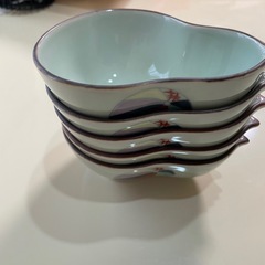 食器の画像