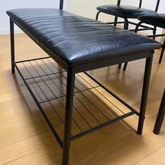 ダイニングテーブル、椅子セットの画像