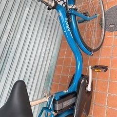 大阪市内配達無料 ブリヂストン電動アシスト自転車　バッテリー8.9Ah　ブルーの画像