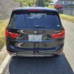 BMW 218d 7人乗りの画像