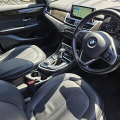 BMW 218d 7人乗りの画像