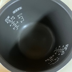 【キャンセル再募集】東芝　IH炊飯器　5.5合　RCK-M10C　の画像
