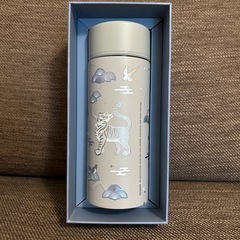スターバックスコーヒー　タンブラー　韓国限定の画像