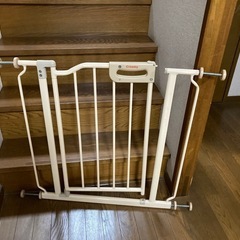 ベビーゲート2種類の画像