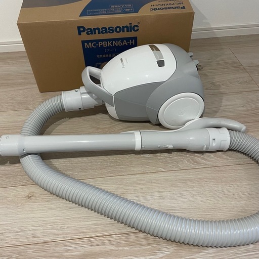 『お譲り先決定いたしました』パナソニック　紙パック式掃除機