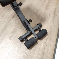 トレーニングベンチ 筋トレ 腹筋 室内 屋内の画像
