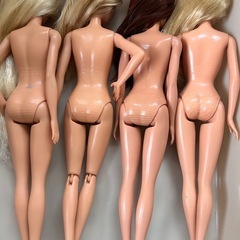 バービー人形の画像