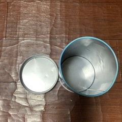 空き缶　水族館購入の画像