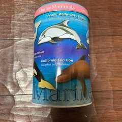 空き缶　水族館購入の画像