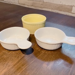 ココット 皿の画像
