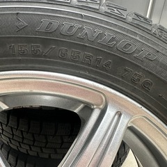 スタッドレスタイヤ&ホイール4本セット　155/65R/14の画像