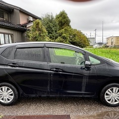 ホンダ フィット 2015 ブラックカラー、173615 駆動 DBA GK4-….746の画像