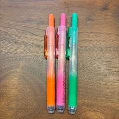 蛍光ペンセットの画像